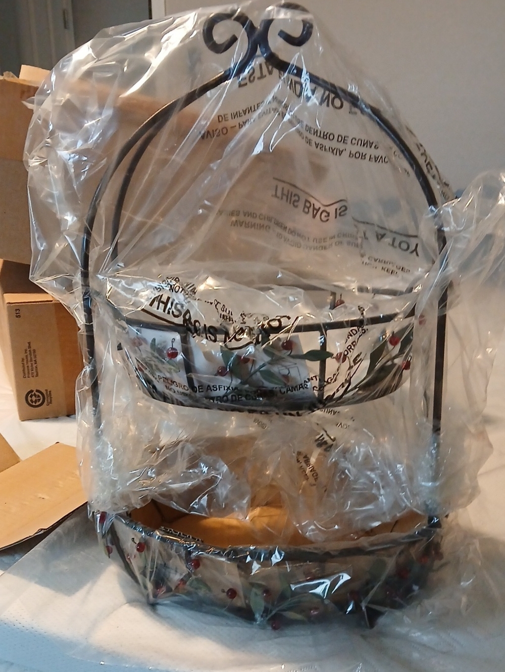 Princess House Winter Vine Berry 3 Piece Metal Tiered Server NIB Vintage